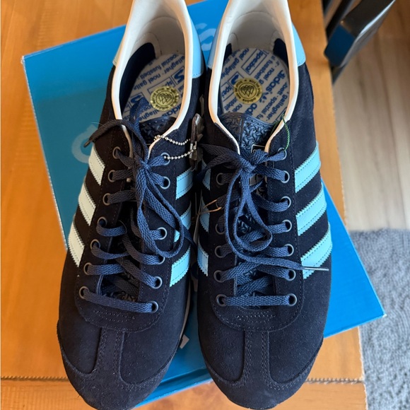 Noel Gallagher adidas Marathon SPZL Navy and Light Blue Classic Retro Sneakers - Picture 3 of 5